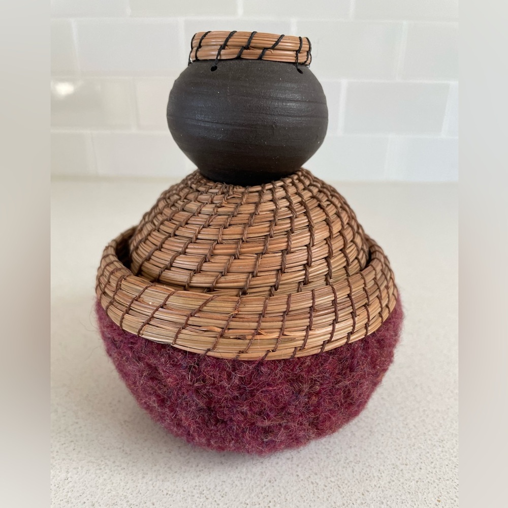 Wool, Straw, and Decorative Small Ceramic Bowl Set